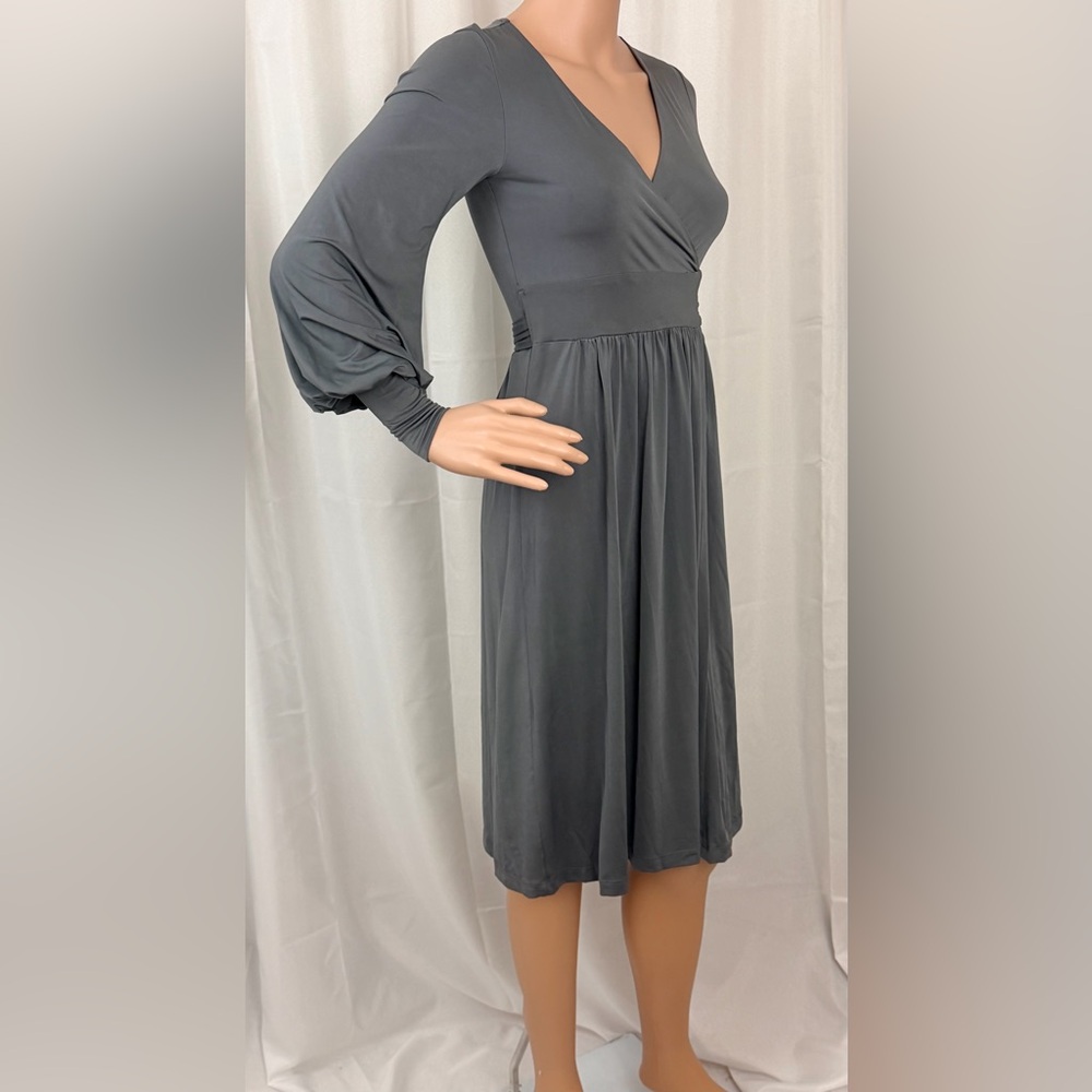 Olian Maternity Pewter Gray Long Sleeve V-Neck Wrap Midi Dress.    XS       NWT